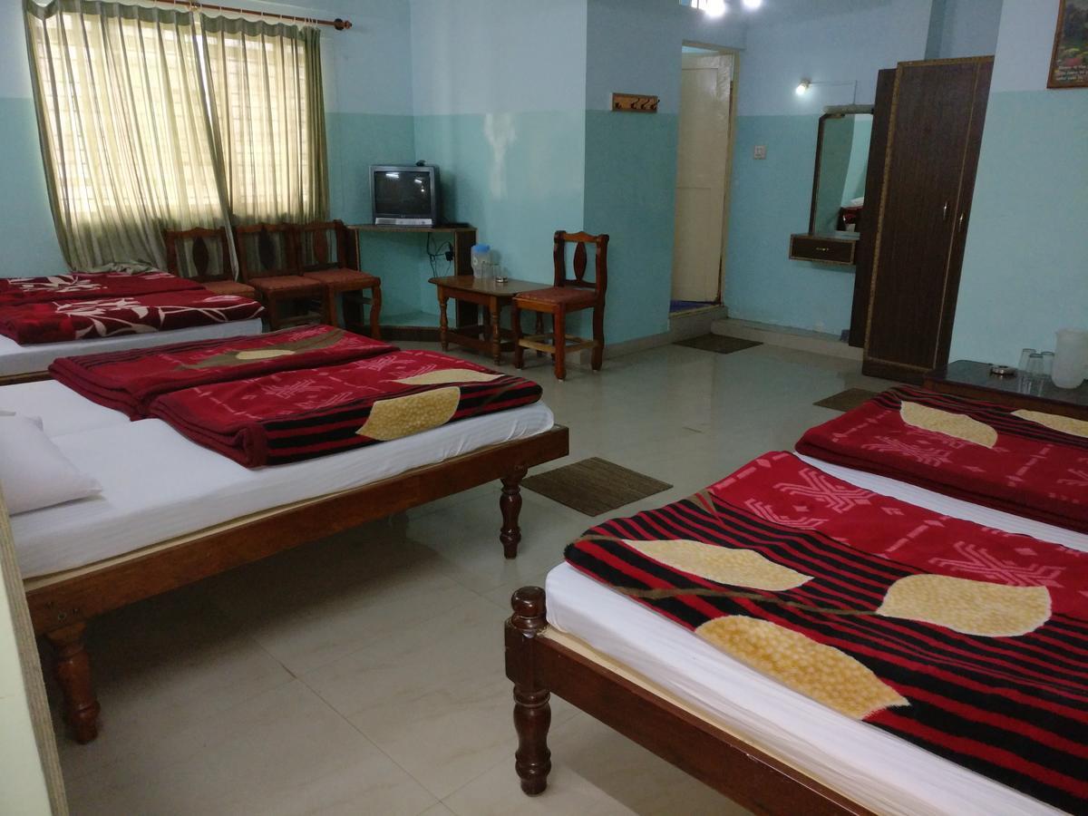 Hotel Raj Mahal Chikmagalūr 外观 照片