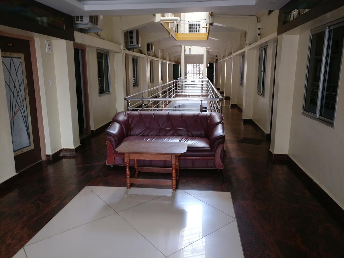 Hotel Raj Mahal Chikmagalūr 外观 照片