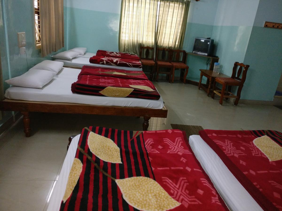 Hotel Raj Mahal Chikmagalūr 外观 照片